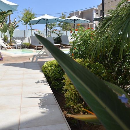 Four Seasons Homes Stalós Dış mekan fotoğraf