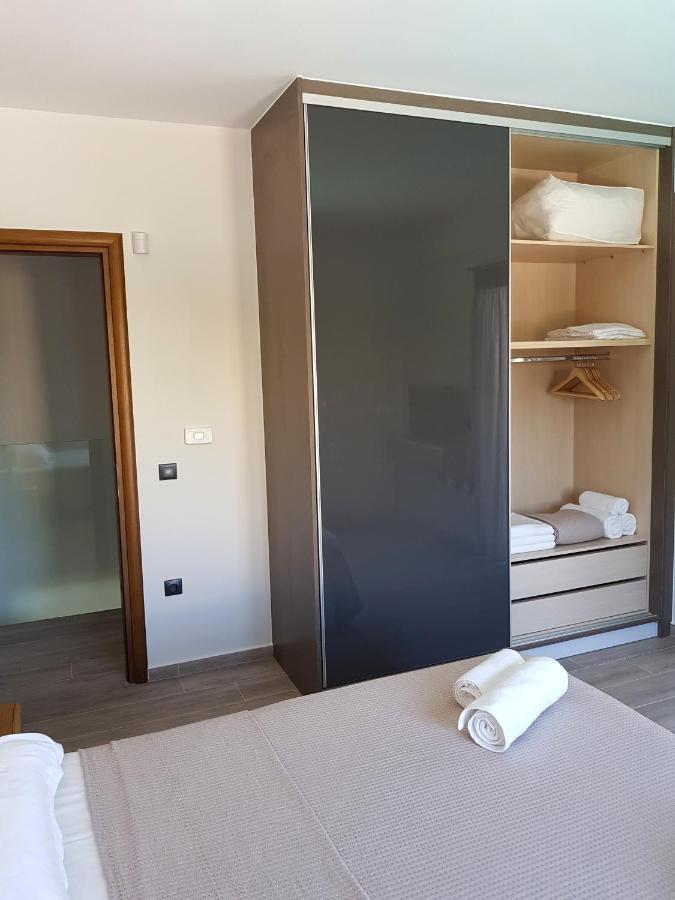 Four Seasons Homes Stalós Dış mekan fotoğraf