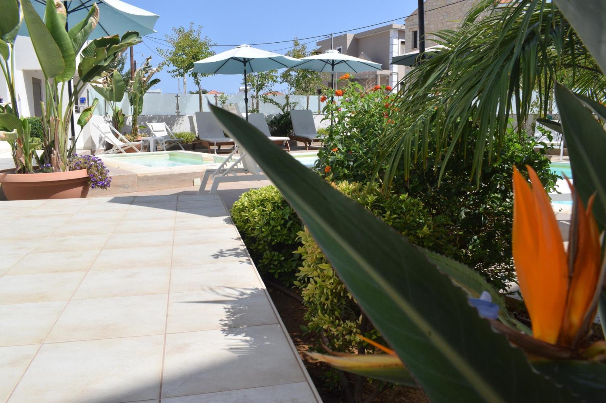 Four Seasons Homes Stalós Dış mekan fotoğraf